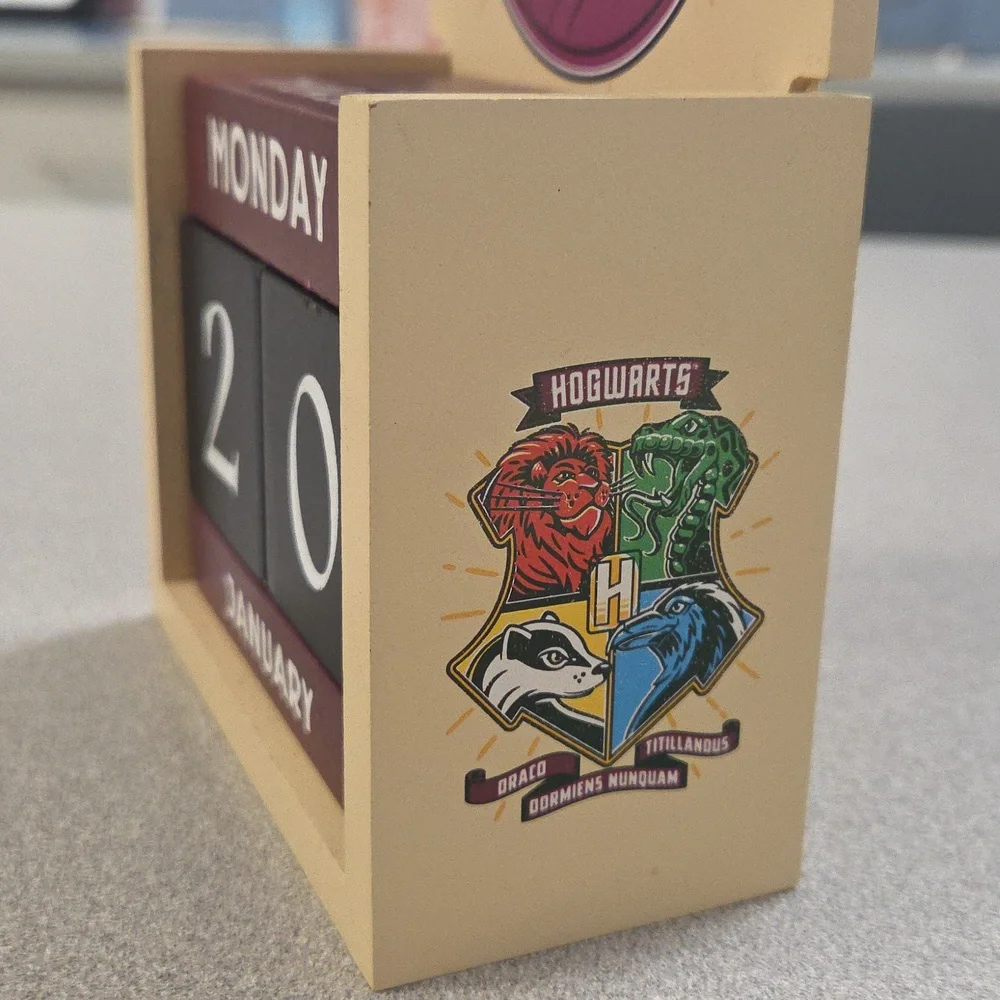 Harry Potter Daily Wooden Desk Calendar